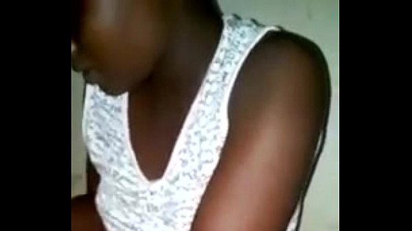 Tanzania sukuma girl shows his body